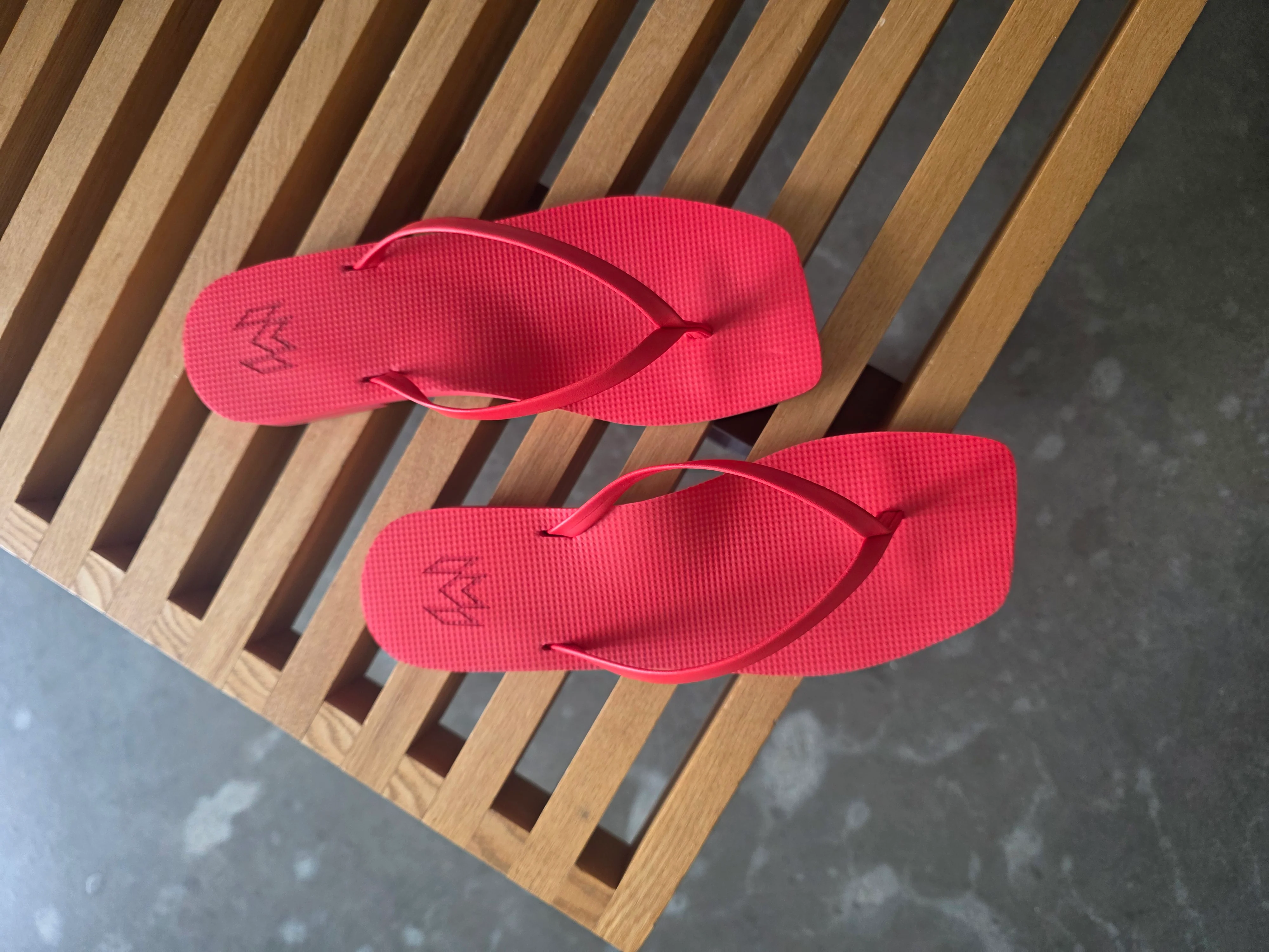 Lola - Rouge - Image 4